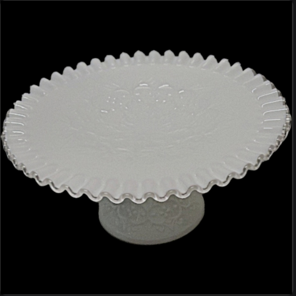 Fenton Silver Crest Vintage Spanish Lace Milk Glass Cake Stand. Exc. Con…